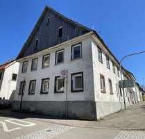 Haus zum Kaufen in Münsingen 98.000,00 € 393 m²