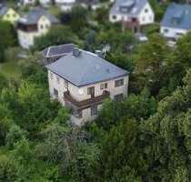 Haus zum Kaufen in Lauter-Bernsbach 73.000,00 € 155 m²