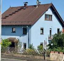 Haus zum Kaufen in Wächtersbach 499.000,00 € 242.51 m²