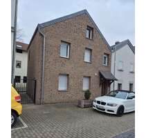 Haus zum Kaufen in Eschweiler 248.000,00 € 100.4 m²