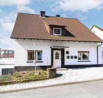 Haus zum Kaufen in Dautphetal 285.000,00 € 209.3 m²