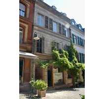 Einzelhandel in Wiesbaden 3.126,00 € 105 m²