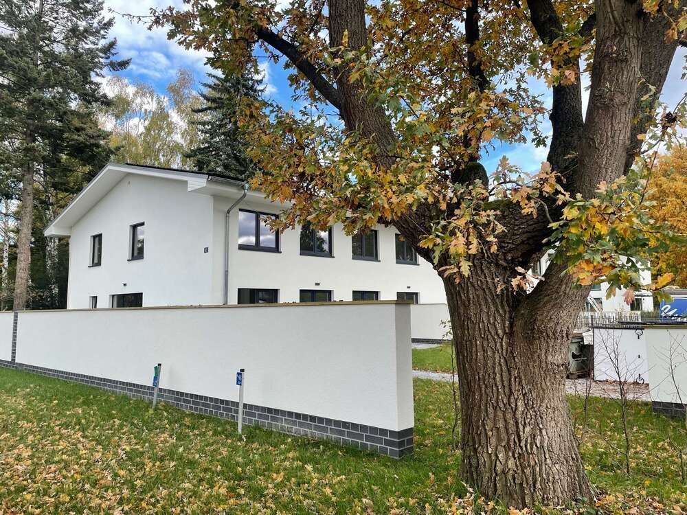 Haus zum Mieten in Königs Wusterhausen 2.200,00 € 189.5 m²