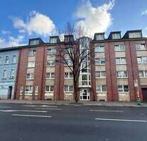 Haus zum Kaufen in Düsseldorf Heerdt 2.977.000,00 € 1070 m² - Düsseldorf / Heerdt
