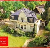 Haus zum Kaufen in Bad Schwartau 740.000,00 € 247 m²