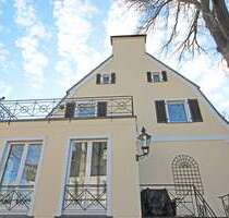 Haus zum Kaufen in Berlin 2.490.000,00 € 343 m²