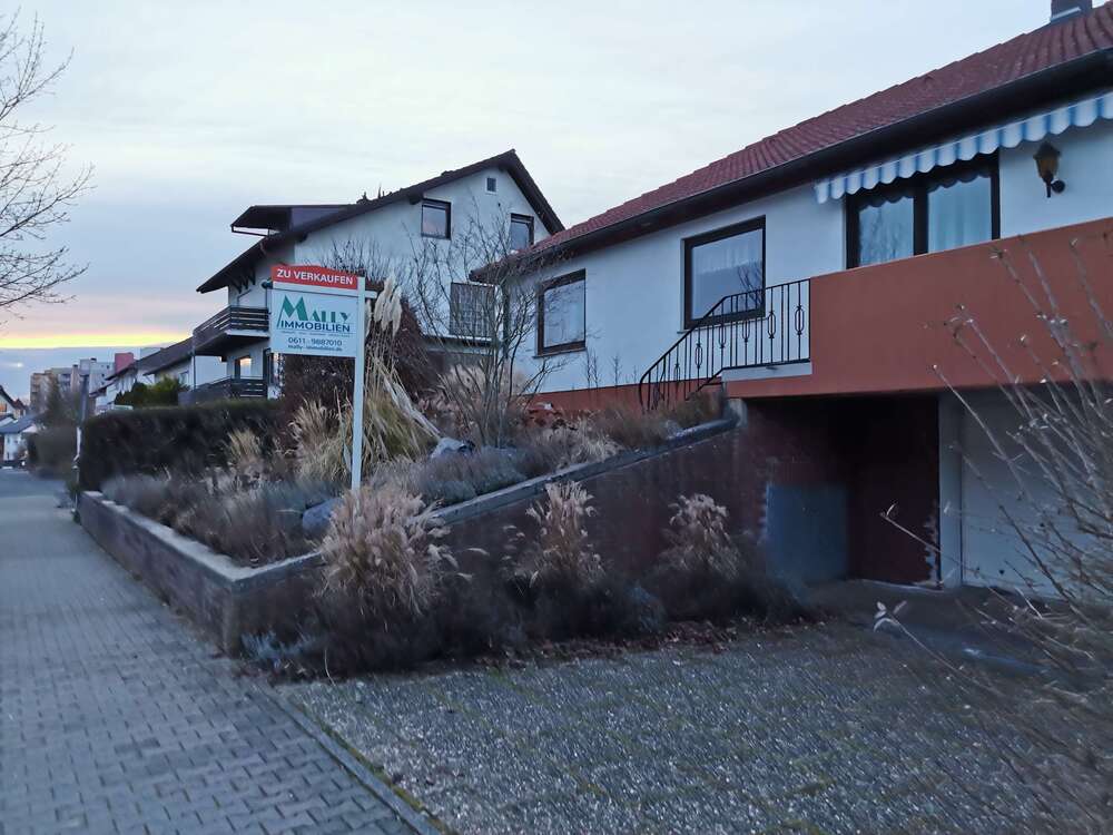 Grundstück zu verkaufen in Taunusstein 380.000,00 € 725 m²