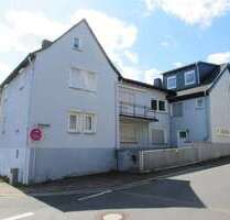 Haus zum Kaufen in Hünfelden-Nauheim 260.000,00 € 200 m²