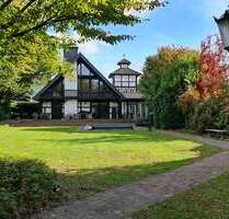 Haus zum Kaufen in Grevenbroich - Mühlrath 1.749.000,00 € 300 m²