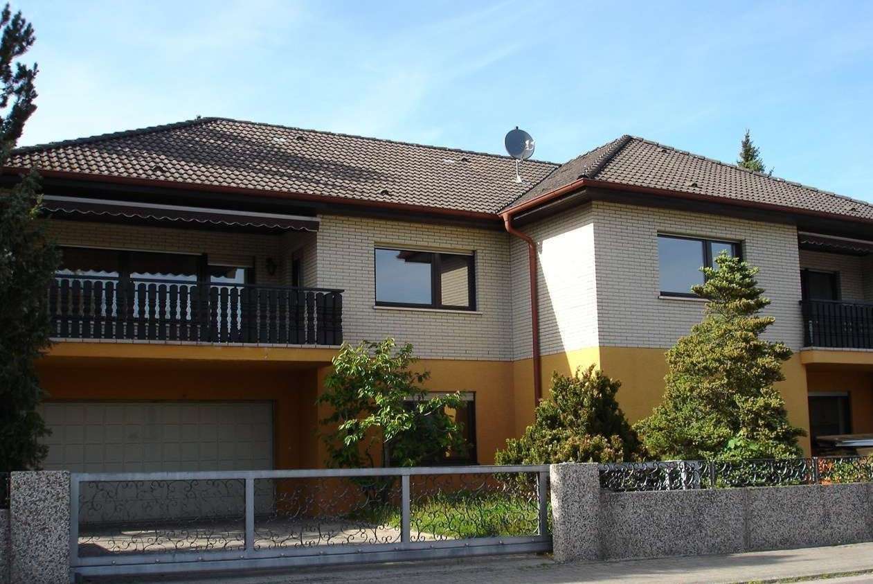 Haus zum Mieten in Kaiserslautern 2.800,00 € 303 m²