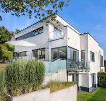 Haus zum Kaufen in Kelkheim 1.250.000,00 € 182 m²