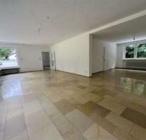 Haus zum Mieten in Hofgeismar 1.900,00 € 205 m²