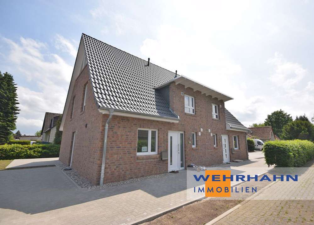 Haus zum Mieten in Ahrensburg 2.050,00 € 117.88 m²