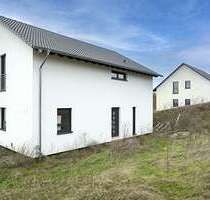 Haus zum Kaufen in Kröppen 280.000,00 € 181.76 m²