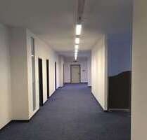 Büro in Eschborn 3.992,00 € 403 m²
