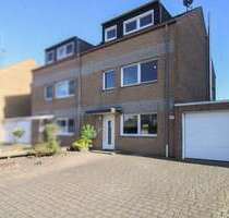 Haus zum Kaufen in Grevenbroich 460.000,00 € 156.21 m²
