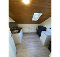 Wohnung zum Mieten in Karlsruhe 385,00 € 10 m²