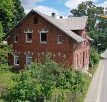 Haus zum Kaufen in FalkensteinVogtland 150.000,00 € 200 m² - Falkenstein/Vogtland