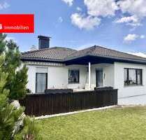 Haus zum Kaufen in Neu-Anspach 630.000,00 € 220 m²