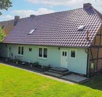 Haus zum Kaufen in Velgast 80.000,00 € 120.3 m²