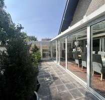Haus zum Kaufen in Köln 1.190.000,00 € 270 m²