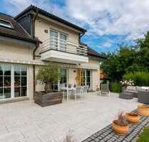 Haus zum Kaufen in Leichlingen (Rheinland) 890.000,00 € 210 m²