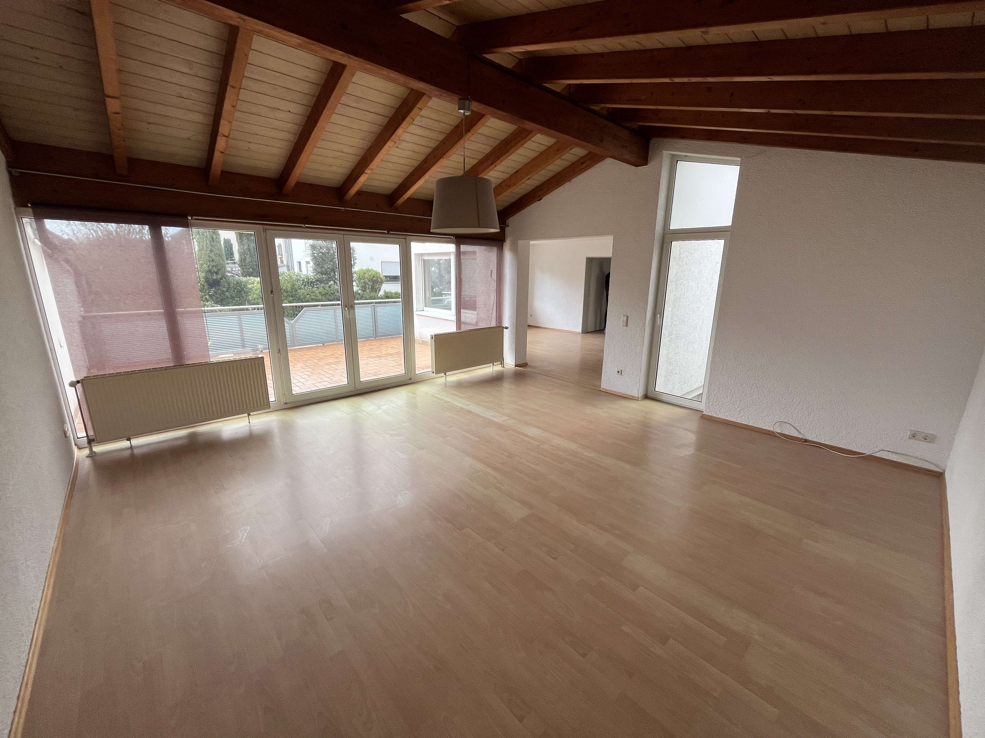 Wohnung zum Mieten in Fußgönheim 1.000,00 € 106 m²