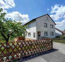 Haus zum Kaufen in Rödental 159.990,00 € 194 m²