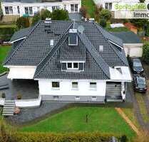Haus zum Kaufen in Hamburg 1.200.000,00 € 260 m²