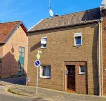 Haus zum Kaufen in Niederzier 109.900,00 € 93.03 m²