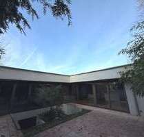 Haus zum Mieten in Schwetzingen 2.900,00 € 177 m²