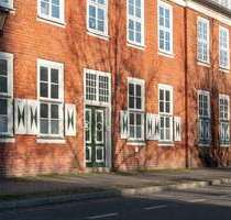 Haus zum Kaufen in Potsdam 2.450.000,00 € 246 m²
