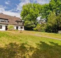 Haus zum Kaufen in Hamburg 2.300.000,00 € 254 m²