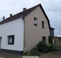 Haus zum Mieten in Moers 2.197,00 € 169 m²