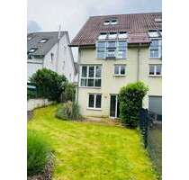 Haus zum Mieten in Weinheim 2.736,00 € 189.76 m²