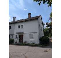 Haus zum Mieten in Augsburg 1.800,00 € 160 m²