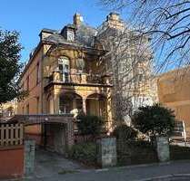 Haus zum Kaufen in Wiesbaden 1.590.000,00 € 483.83 m²
