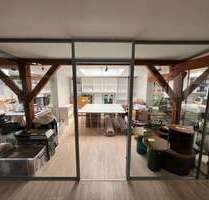 Büro in Berlin 810,00 € 15 m² - 810,00 EUR Kaltmiete, ca.  15,00 m² in Berlin (PLZ: 10963)