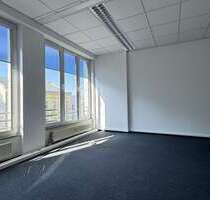 Büro in Berlin 3.542,93 € 186.47 m²