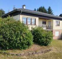 Haus zum Kaufen in Idar-Oberstein Göttschied 299.000,00 € 208 m² - Idar-Oberstein / Göttschied