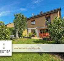 Haus zum Mieten in Krefeld 1.700,00 € 145 m²