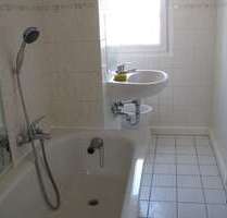 Wohnung zum Mieten in Halle 204,23 € 30.85 m²