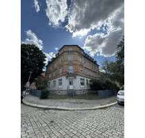 Wohnung zum Kaufen in Dresden 180.000,00 € 65.7 m²