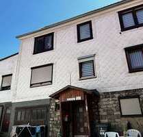 Haus zum Kaufen in Geratal 89.000,00 € 166 m²