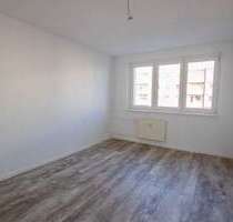 Wohnung zum Mieten in Halle (Saale) 359,00 € 59.73 m²