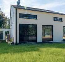 Haus zum Kaufen in Karlsruhe 2.200.000,00 € 260 m²