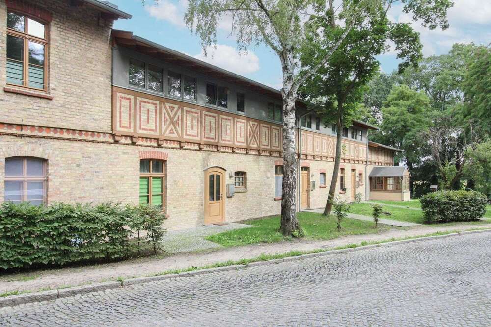 Wohnung zum Kaufen in Hoppegarten 435.000,00 € 102.64 m²