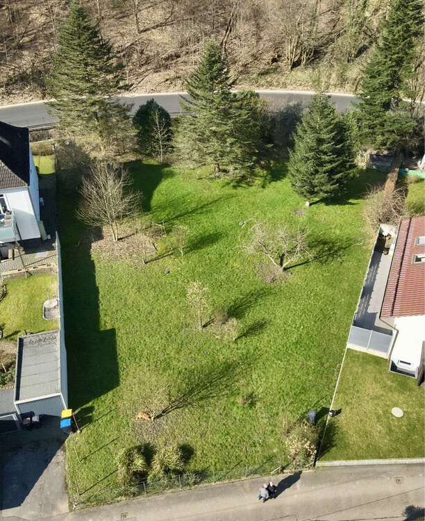 Grundstück zu verkaufen in Solingen 594.000,00 € 1503 m²