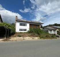 Haus zum Kaufen in Auerbach in der Oberpfalz 295.000,00 € 365 m²