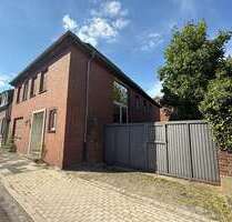 Haus zum Kaufen in Geldern 290.000,00 € 255 m²